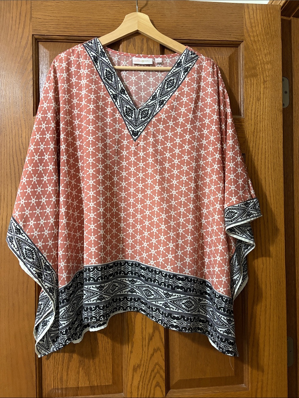 Belle by Kim Gravel Coral and White Geometric V-Neck Poncho Top